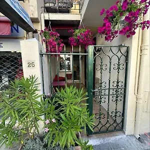 Auberge de jeunesse Crew Key West, Antibes